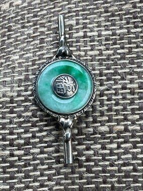 Green Jade and Silver-tone Round Brooch
